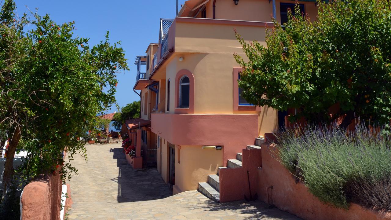 Ocea Retreat Aparthotel Καρλόβασι Εξωτερικό φωτογραφία